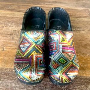 Dansko Aztec design footwear
